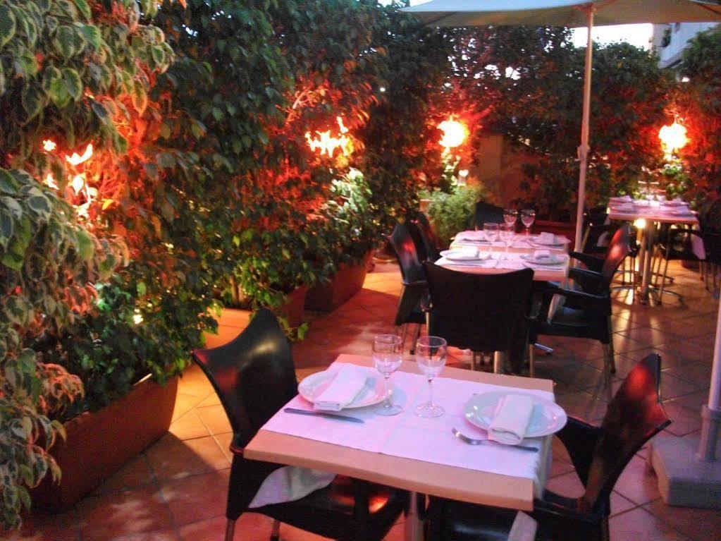 Hotel Doña Matilde Estepona Buitenkant foto