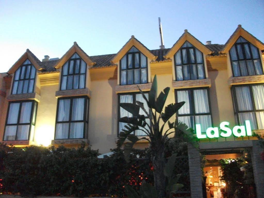 Hotel Doña Matilde Estepona Buitenkant foto